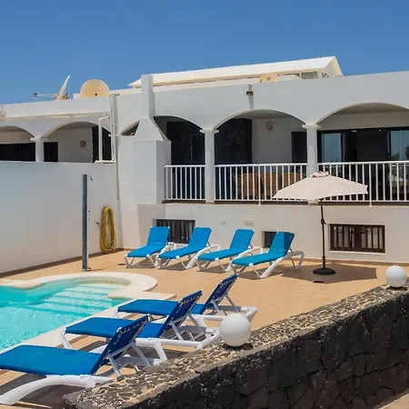 Stunning 6-bed In