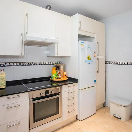 Stunning 6-bed In * Playa Blanca (Lanzarote)